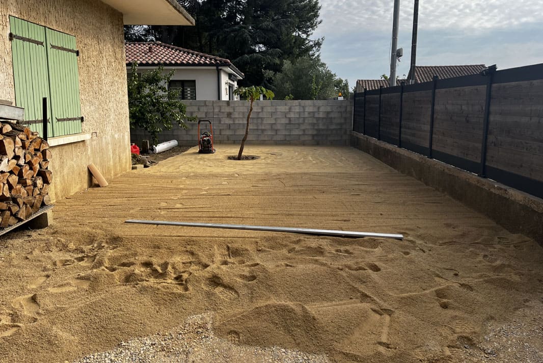 Aménagement terrassement gazon, aménagement extérieur, nivellement de terrain à Maraussan