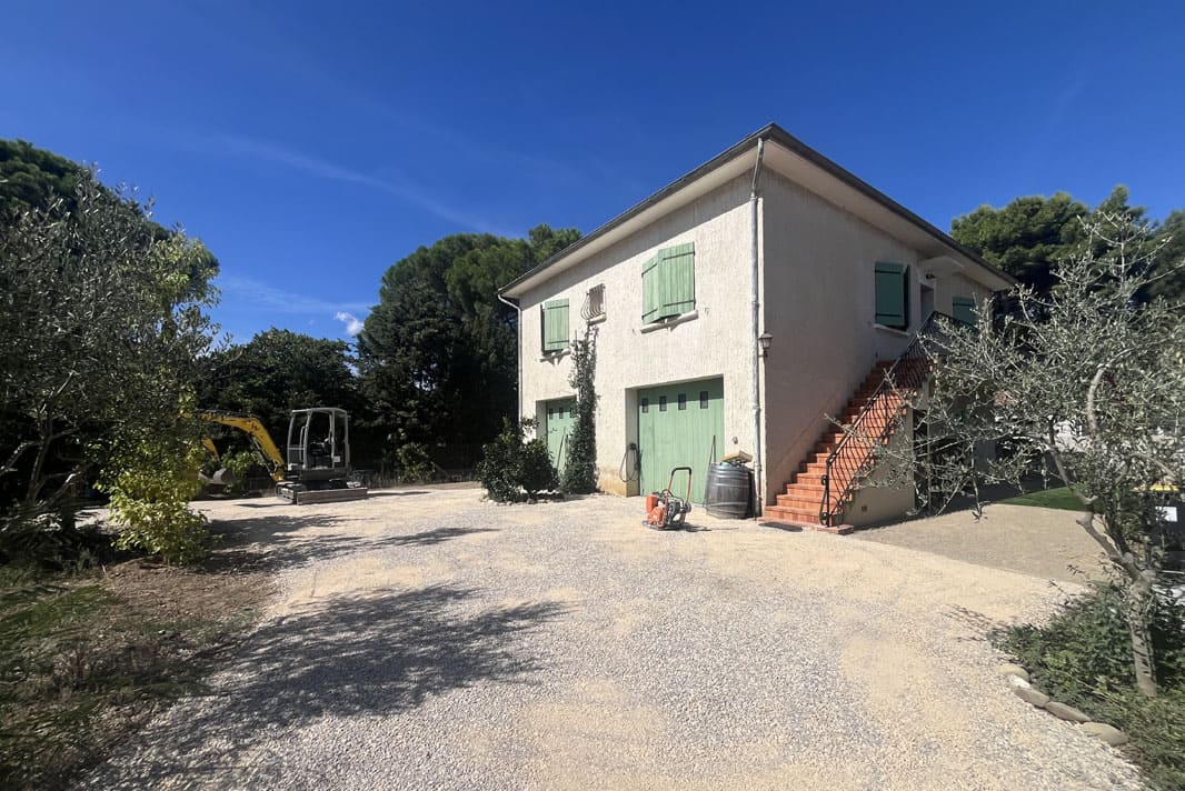 Aménagement terrassement gazon synthétique, entretien jardin régulier, plantation d’arbres et arbustes Maraussan
