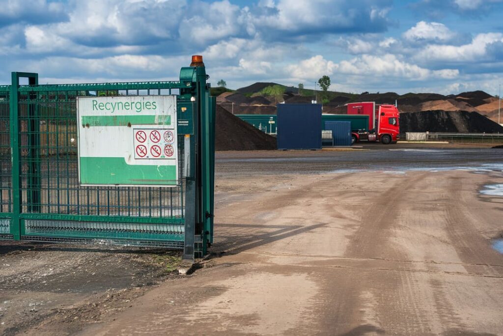 2. recyclage et valorisation des dechets verts- MP Entrepreneur du paysage de Béziers : abattage, élagage d'arbres et débroussaillage des espaces verts
