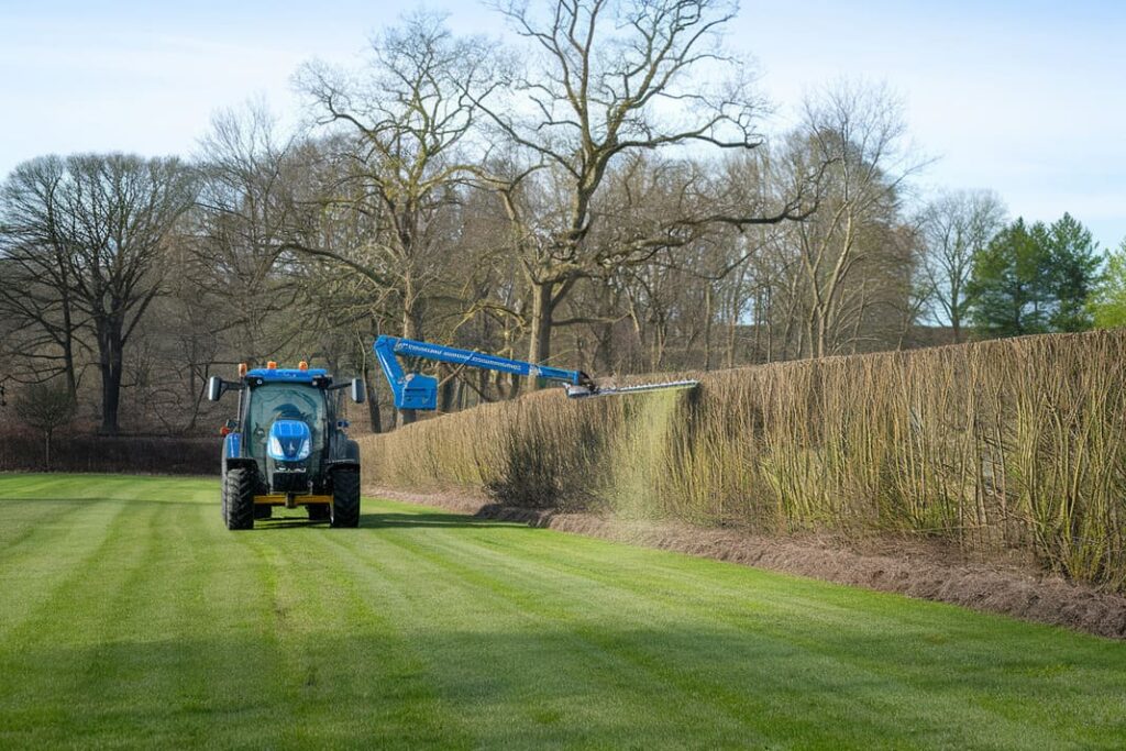 5. Entretien des Haies bonnes pratiques et obligations Légales par une entreprise élagage et paysagiste de Béziers